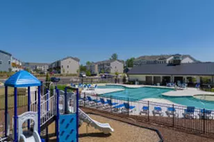 2710 Hunter Woods Dr, Apex, NC 27502 - Photo 32