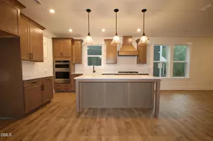 2505 Vetrina Wy, Apex, NC 27502 - Photo 4