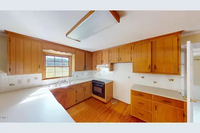 2805 Redwood Road, Durham, NC 27704 - Photo 14