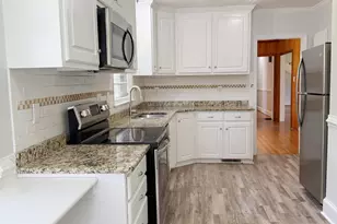 1004 W Divine St, Dunn, NC 28334 - Photo 8
