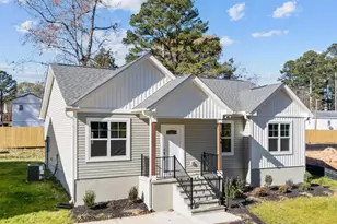 214 E College St, Franklinton, NC 27525 - Photo 2