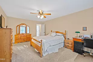 237 Hunter Ln, Zebulon, NC 27597 - Photo 14