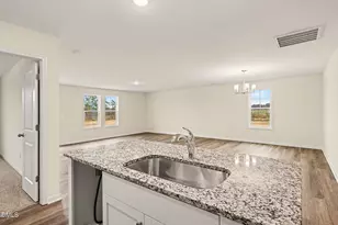 31 E Emily Gardens Dr, Selma, NC 27576 - Photo 10