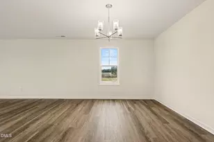 31 E Emily Gardens Dr, Selma, NC 27576 - Photo 8