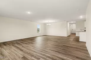 31 E Emily Gardens Dr, Selma, NC 27576 - Photo 4