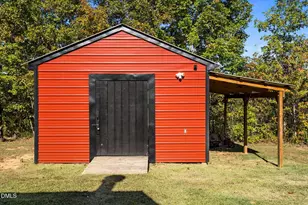 1940 Wadsworth Rd, Carthage, NC 28327 - Photo 10