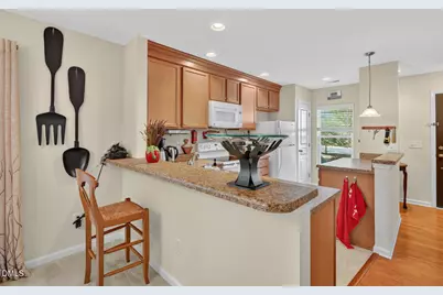 1905 Bartlett Circle, Hillsborough, NC 27278 - Photo 6