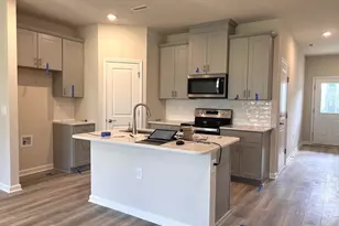 926 Field Ivy Dr, Fuquay Varina, NC 27526 - Photo 2