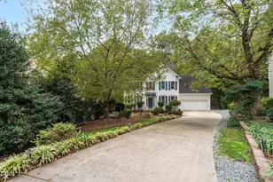 105 Highstream Pl, Chapel Hill, NC 27516 - Photo 2