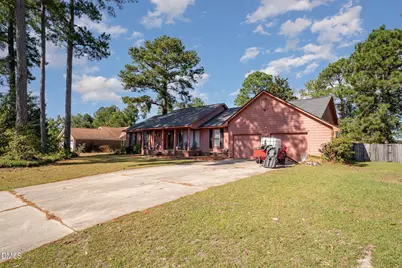 5686 Bear Creek Circle, Fayetteville, NC 28304 - Photo 4