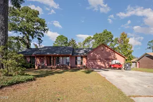 5686 Bear Creek Cir, Fayetteville, NC 28304 - Photo 6