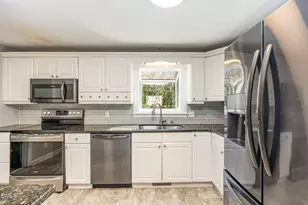 1001 Bent Pine Cir, Sanford, NC 27330 - Photo 20