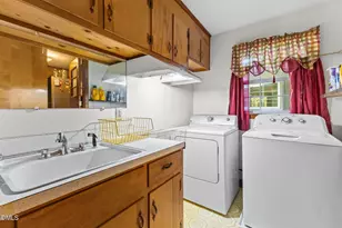 1537 Mintz Ave, Fayetteville, NC 28303 - Photo 32