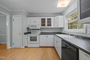 9 Willow Bridge Dr, Durham, NC 27707 - Photo 8