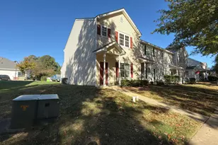 317 Commons Dr, Holly Springs, NC 27540 - Photo 2