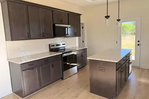 87 Sundrops Trl, Dunn, NC 28334 - Photo 4