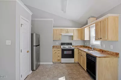 104 S Woodstone Drive, Archer Lodge, NC 27527 - Photo 18