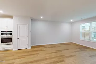 2726 Hunter Woods Dr, Apex, NC 27502 - Photo 12