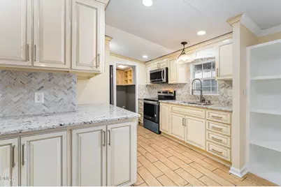 7810 US Highway 301 S, Four Oaks, NC 27524 - Photo 8