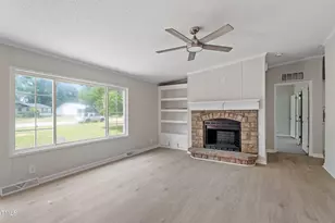 125 Hillcreek Dr, Parkton, NC 28371 - Photo 4