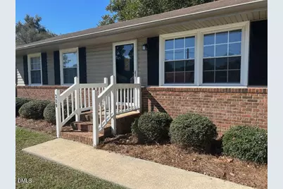 309 Saint Street, Dunn, NC 28334 - Photo 2