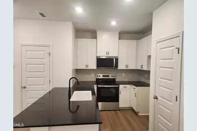 2218 Rabbitbrush Street, Durham, NC 27704 - Photo 2