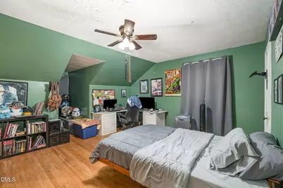 303 W Dolphin Street, Siler City, NC 27344 - Photo 22