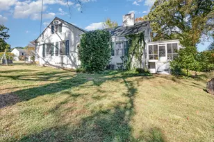 303 W Dolphin St, Siler City, NC 27344 - Photo 34