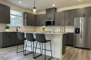 23 Chestnut Oak Ln, Lillington, NC 27546 - Photo 2