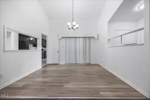 1605 Hickoryridge Ct, Fayetteville, NC 28304 - Photo 8