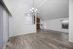 1605 Hickoryridge Ct, Fayetteville, NC 28304 - Photo 10