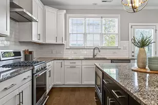 1609 Bowery Dr, Raleigh, NC 27607 - Photo 18