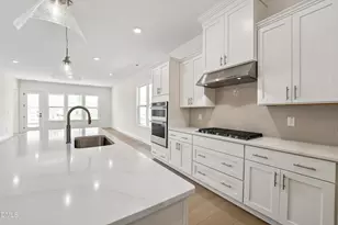 2420 Abbeyhill Dr, Raleigh, NC 27610 - Photo 6