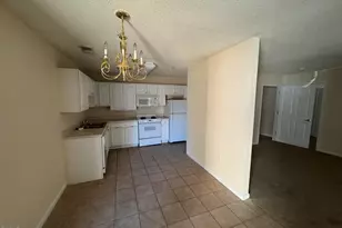 2511 Huntscroft Ln, Raleigh, NC 27617 - Photo 4