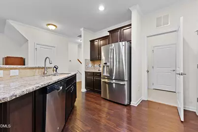 208 Kylemore Circle, Cary, NC 27513 - Photo 8