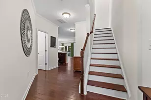 208 Kylemore Cir, Cary, NC 27513 - Photo 4