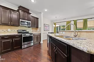 208 Kylemore Cir, Cary, NC 27513 - Photo 6