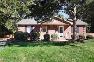 1711 Hanover Ct, High Point, NC 27265 - Photo 4
