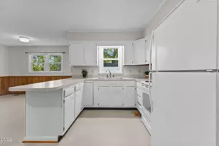 2604 Geneva Ct, Fayetteville, NC 28306 - Photo 16