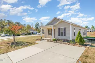 3060 Camden Creek Dr, Raleigh, NC 27610 - Photo 4