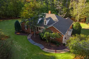 7508 Hazelhurst Cir, Apex, NC 27502 - Photo 4