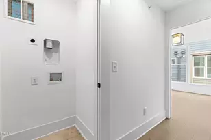 10 Seawell Ave, Raleigh, NC 27601 - Photo 18