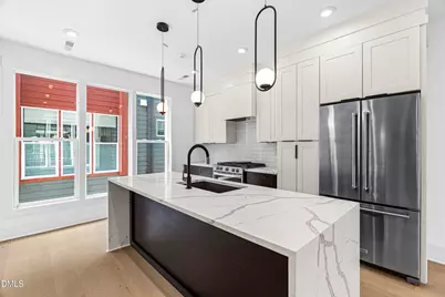 10 Seawell Avenue #102, Raleigh, NC 27601 - Photo 4