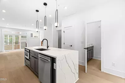 10 Seawell Avenue #102, Raleigh, NC 27601 - Photo 6