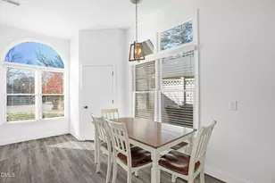 115 Romaine Ct, Cary, NC 27513 - Photo 4