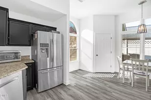 115 Romaine Ct, Cary, NC 27513 - Photo 8