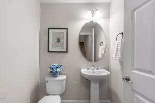 10410 Sablewood Dr, Raleigh, NC 27617 - Photo 28