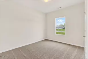 103 Rubyfield Ct, Fremont, NC 27830 - Photo 4