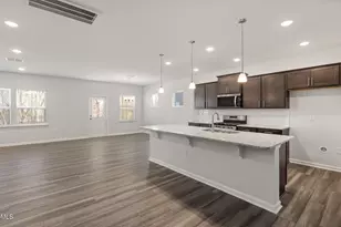 517 Prestonfield Wy, Raleigh, NC 27603 - Photo 4