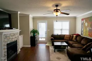 2404 Bay Harbor Dr, Raleigh, NC 27604 - Photo 8